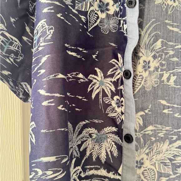 Tommy Bahama Dark Blue Floral Men's Shirt - Picture 3 of 8